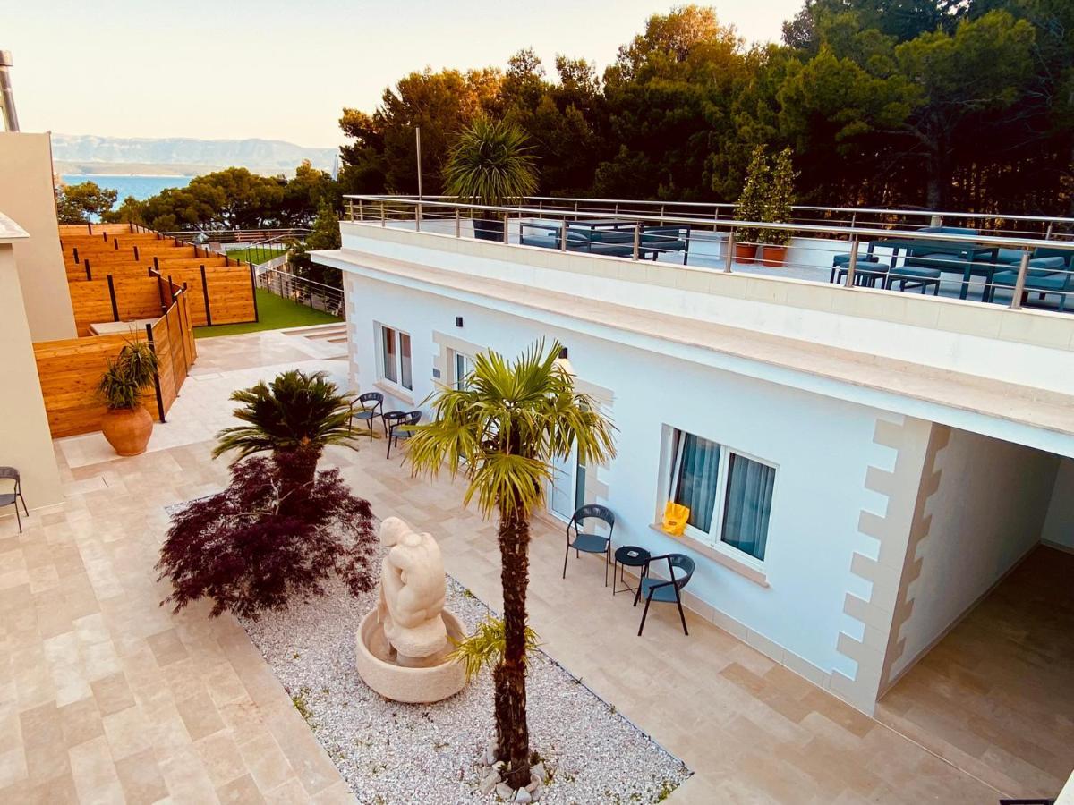 Zlatni Rat Beach Resort Bol Esterno foto